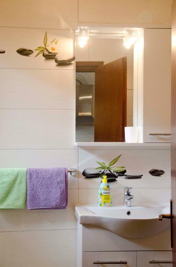 Appartamento Apartman Aurora Porec Esterno foto